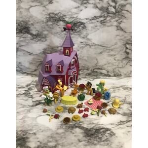 Apple family farm playset